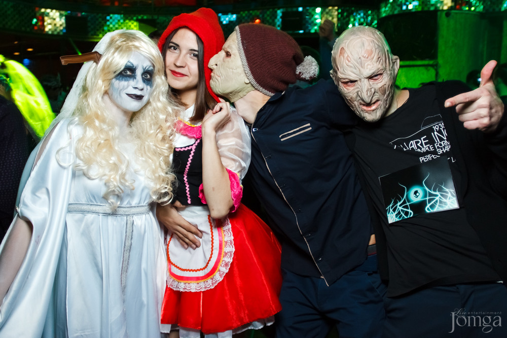 Фотография с HALLOWEEN 2015 AT OPERA CLUB в Опера