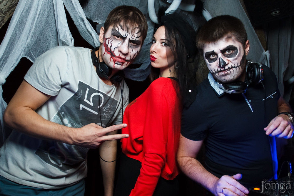 Фотография с HALLOWEEN 2015 AT OPERA CLUB в Опера