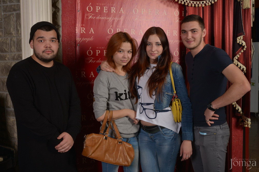 Фотография с Нам 8 лет! в Опера