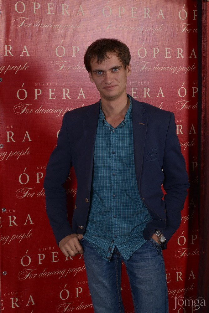 Фотография с Нам 8 лет! в Опера