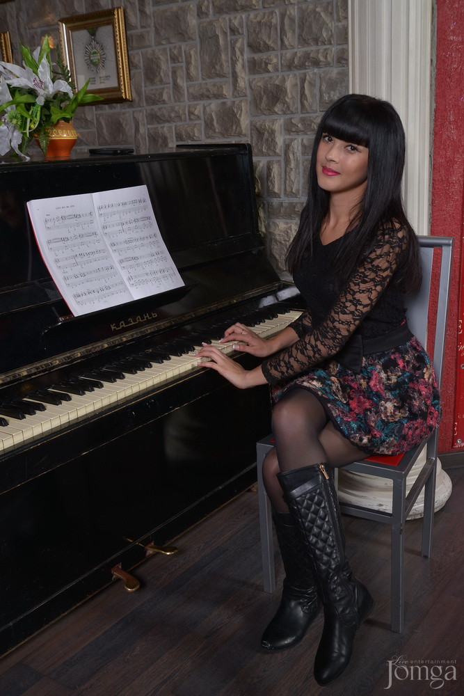 Фотография с Нам 8 лет! в Опера