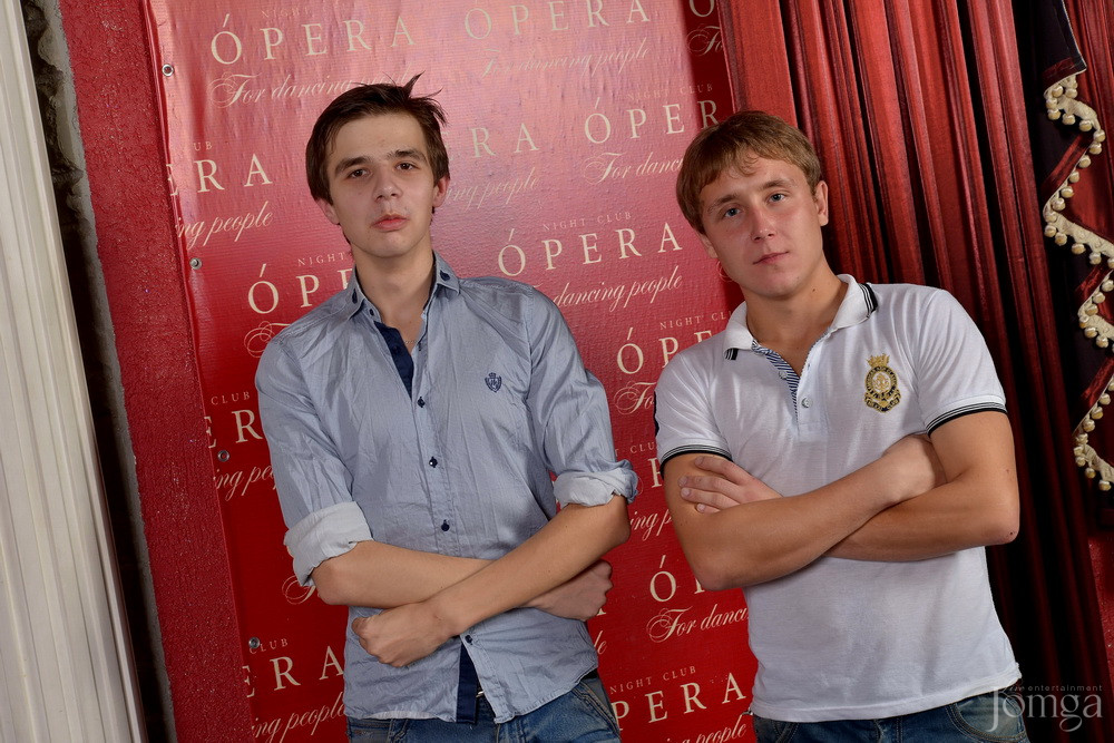 Фотография с Нам 8 лет! в Опера