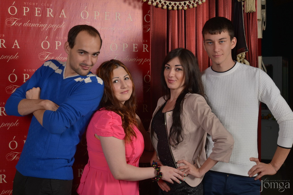 Фотография с Нам 8 лет! в Опера