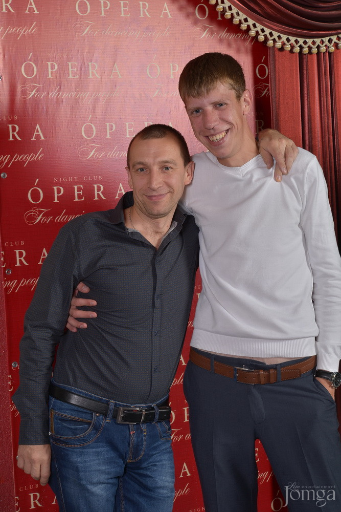 Фотография с Нам 8 лет! в Опера