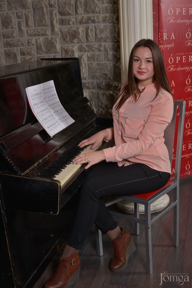 Фотография с Нам 8 лет! в Опера