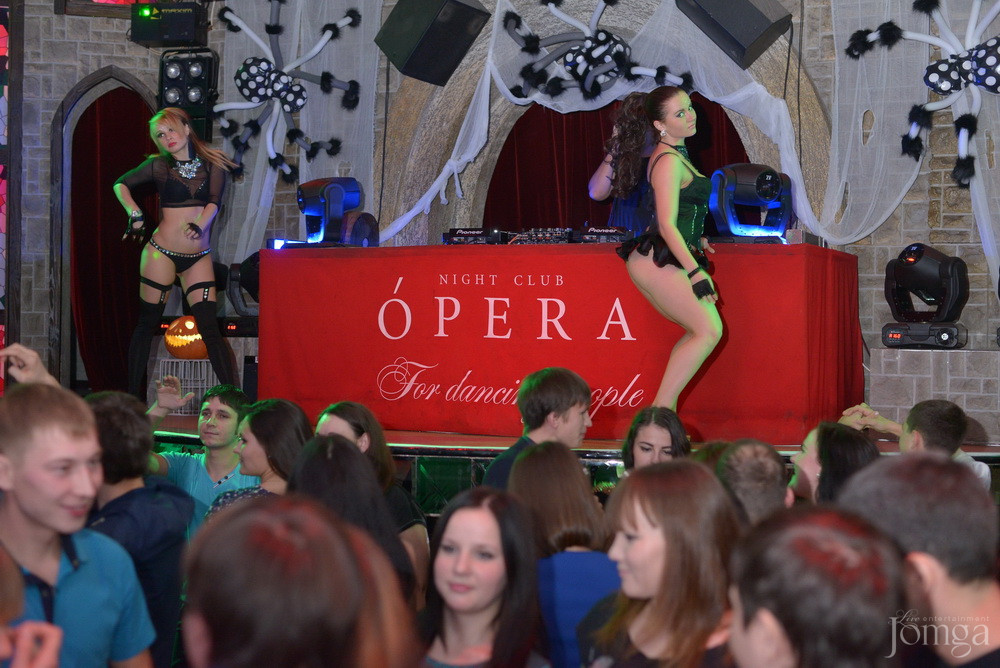 Фотография с Чак-чак Party в Опера