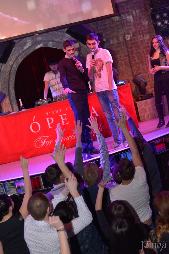 Фотография с Чак-чак Party в Опера