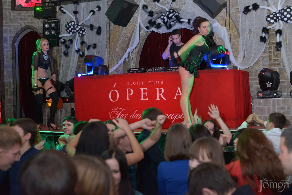 Фотография с Чак-чак Party в Опера