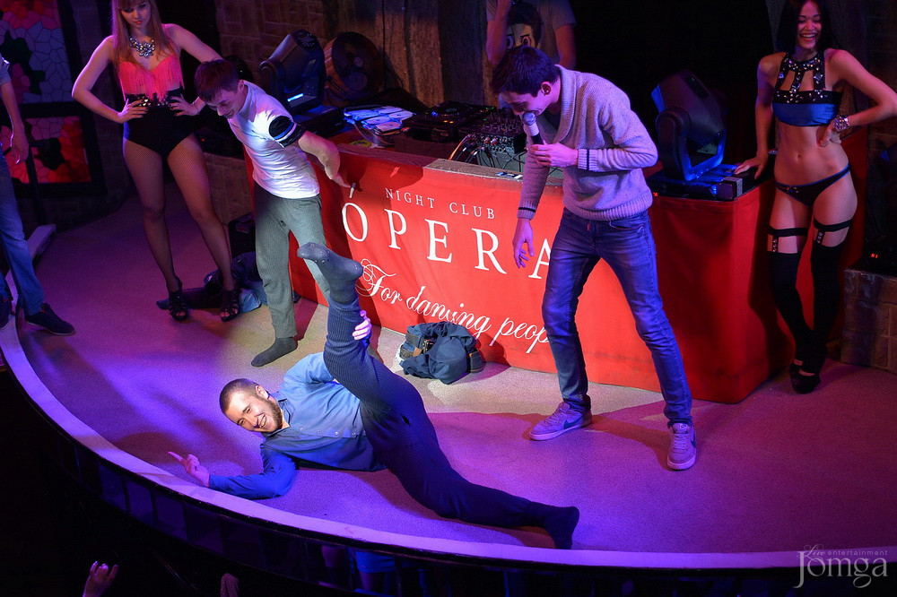 Фотография с Чак-чак Party в Опера