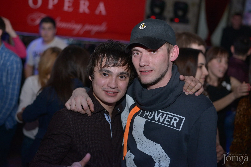 Фотография с Чак-чак Party в Опера