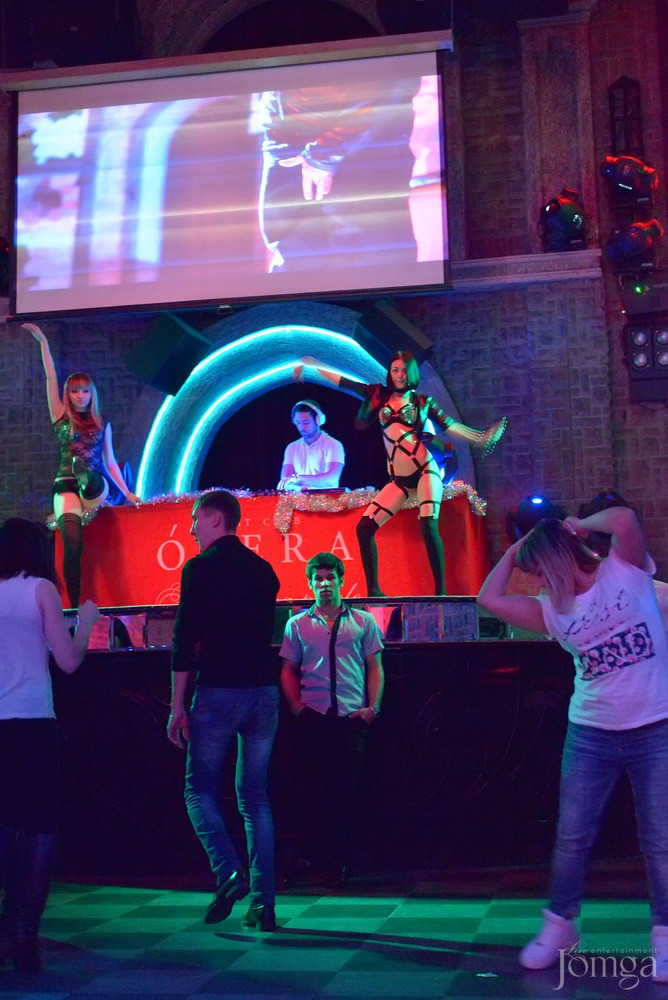 Фотография с Чак-чак Party в Опера