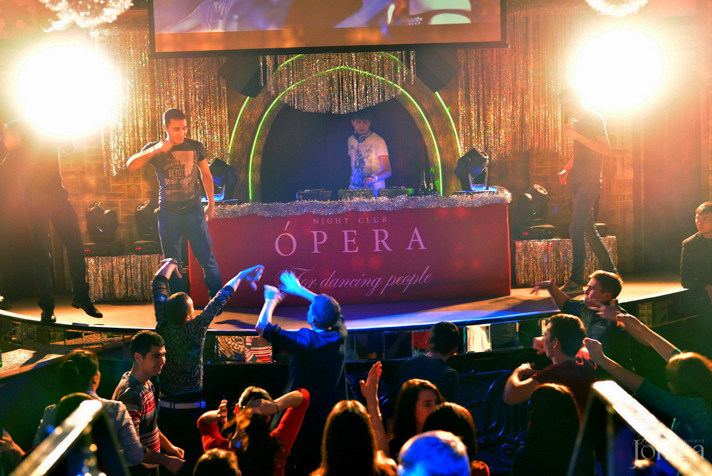 Фотография с Чак-чак party в Опера