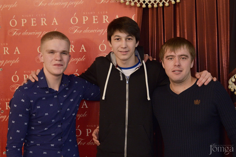 Фотография с Чак-чак Party в Опера