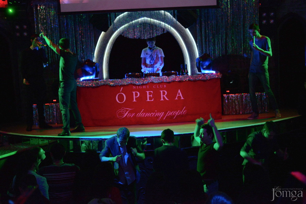 Фотография с Чак-чак party в Опера