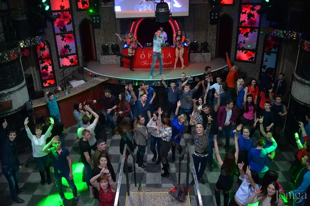 Фотография с Чак-чак Party в Опера