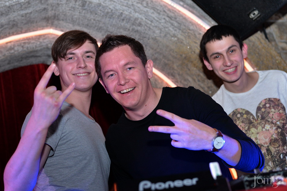 Фотография с Чак-чак Party в Опера