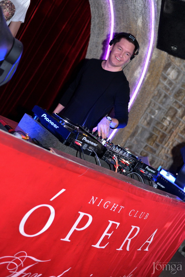 Фотография с Чак-чак Party в Опера