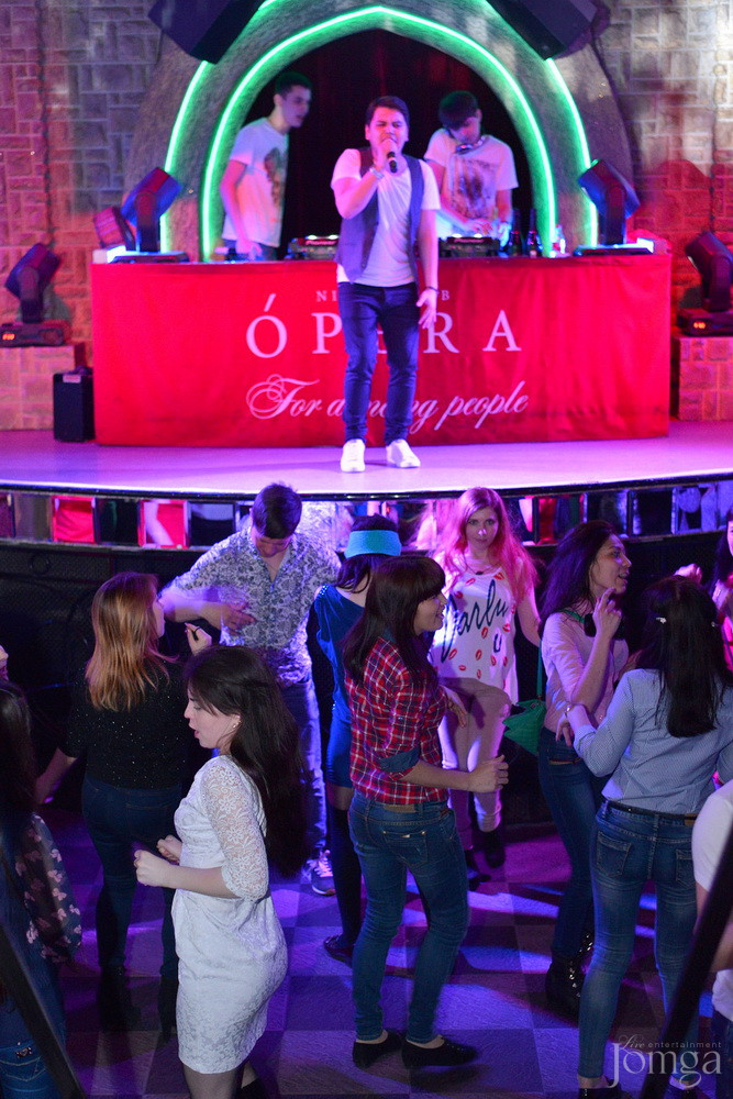 Фотография с Чак-чак Party 8 лет! в Опера