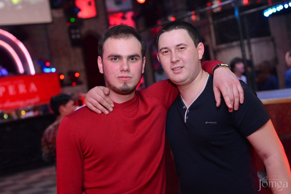 Фотография с Чак-чак Party в Опера