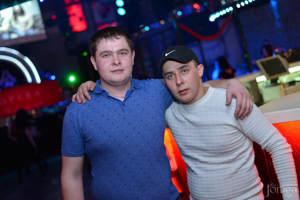 Фотография с Чак-чак Party в Опера