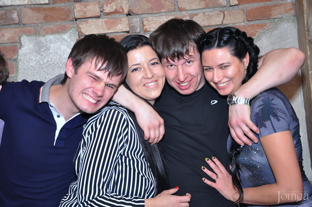 Фотография с 8 марта в Помегранат