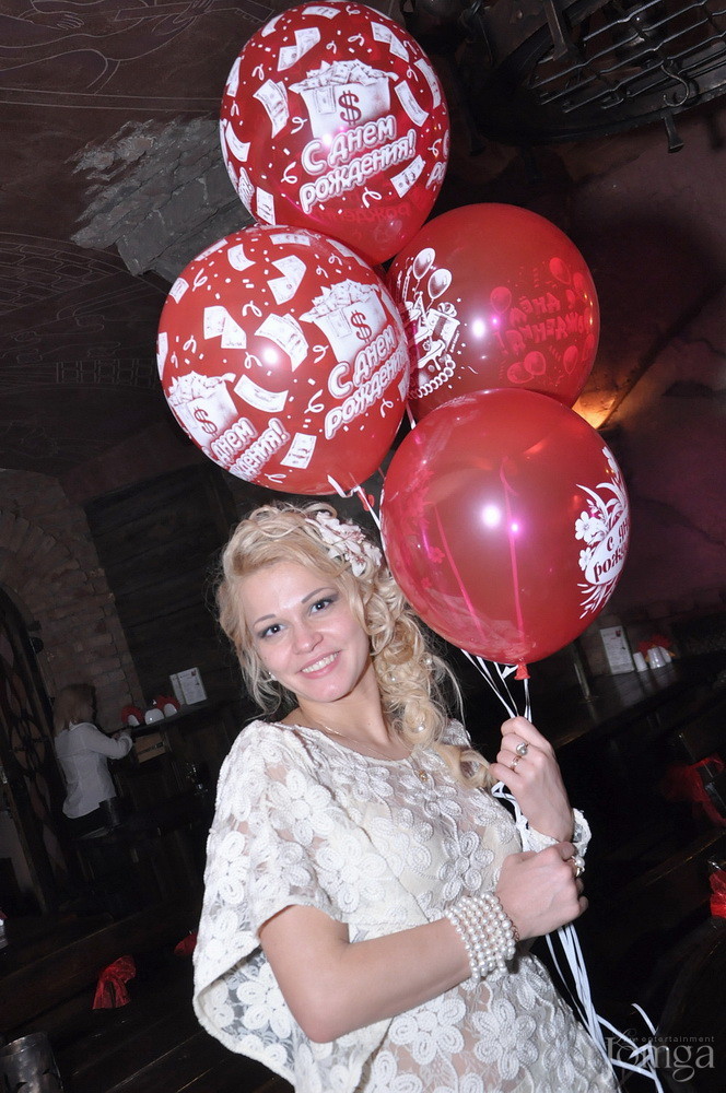 Фотография с 8 марта в Помегранат