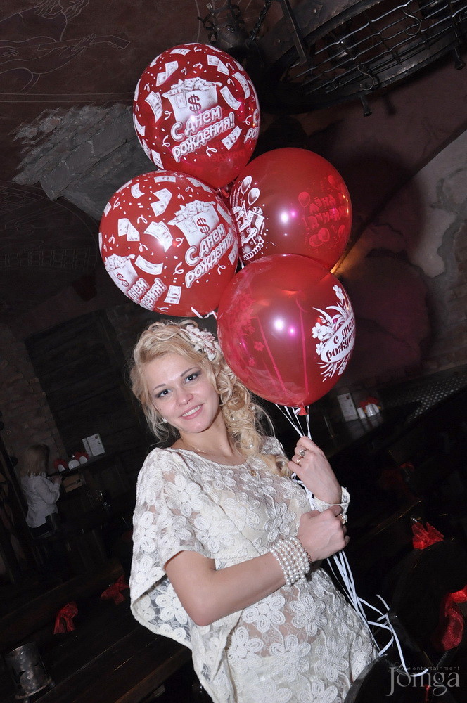 Фотография с 8 марта в Помегранат