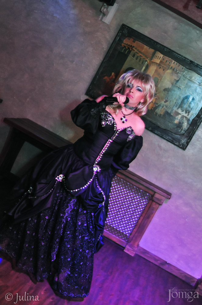 Фотография с Шоу двойников в Помегранат