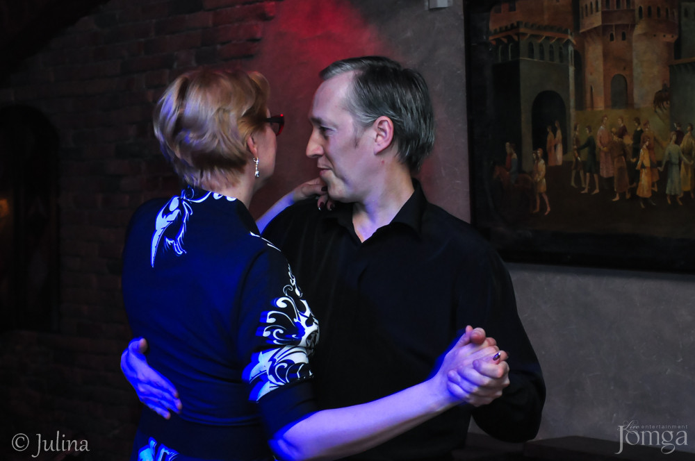 Фотография с Шоу двойников в Помегранат