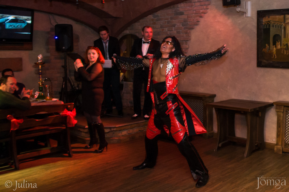 Фотография с Шоу двойников в Помегранат