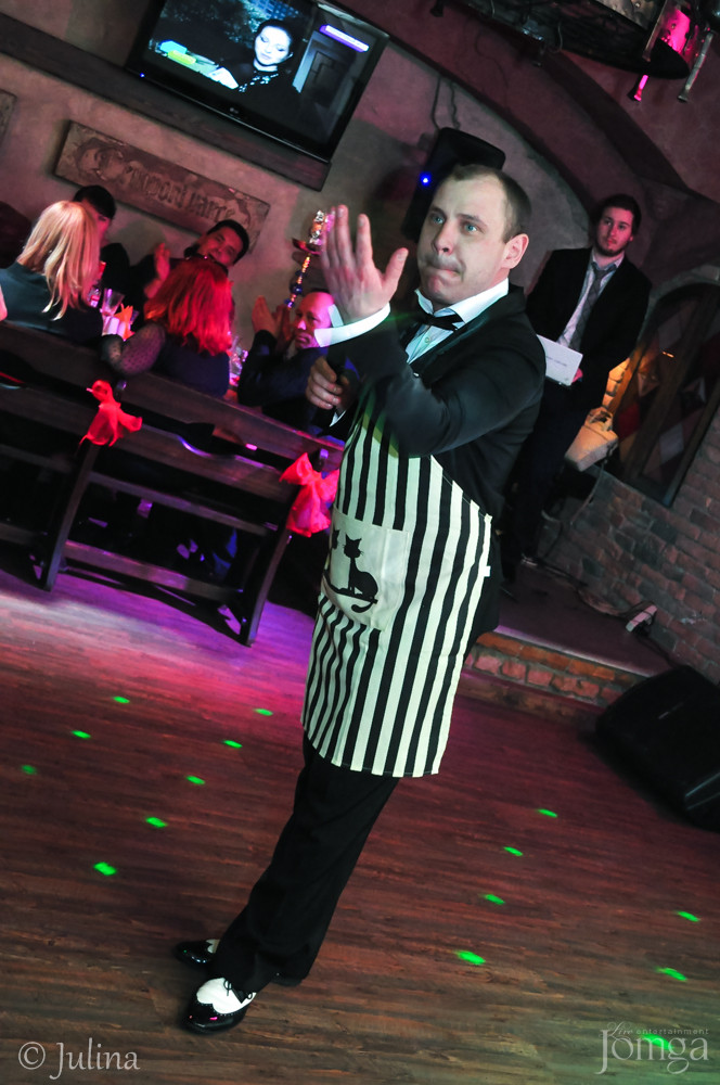 Фотография с Шоу двойников в Помегранат