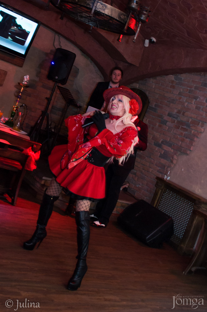 Фотография с Шоу двойников в Помегранат