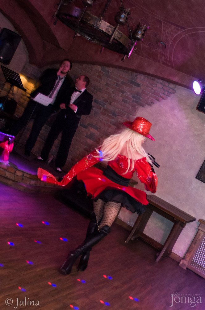 Фотография с Шоу двойников в Помегранат