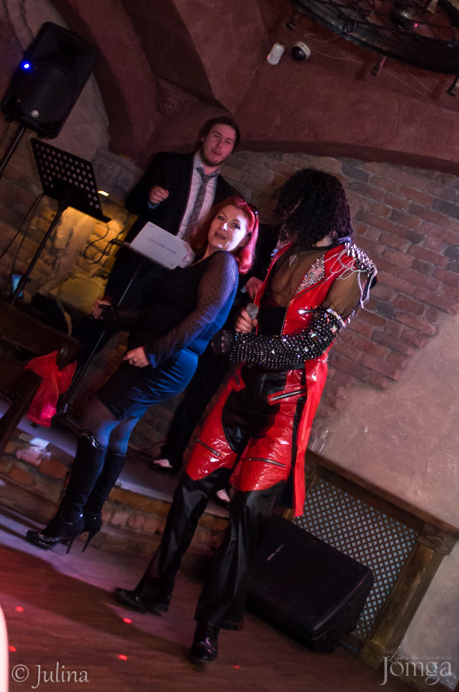 Фотография с Шоу двойников в Помегранат