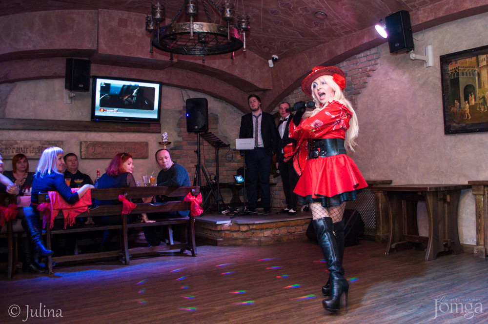 Фотография с Шоу двойников в Помегранат