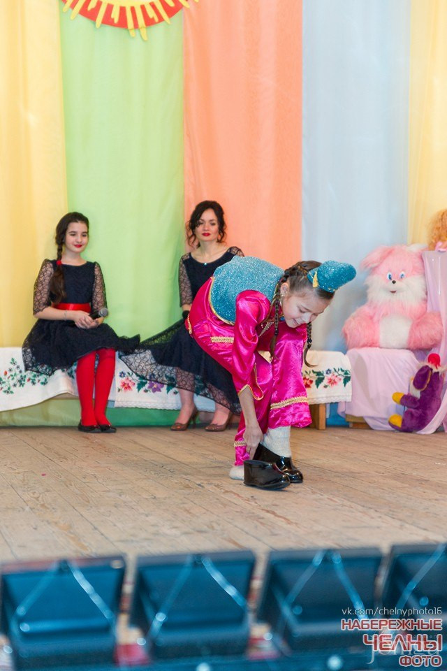 Фотография с Городской конкурс детского творчества «Национальная куколка» в Родник