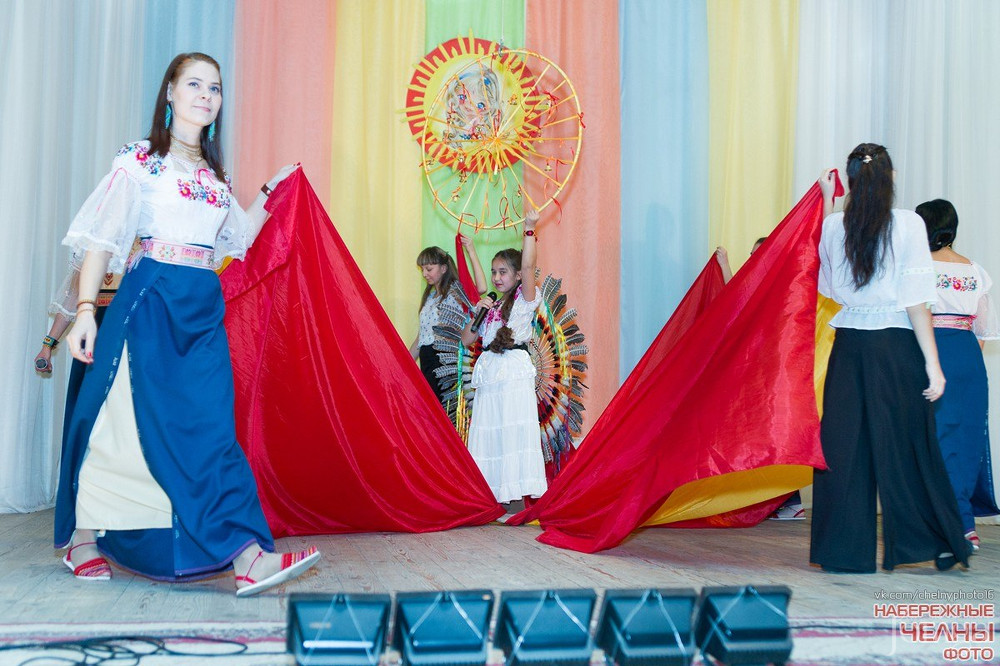 Фотография с Городской конкурс детского творчества «Национальная куколка» в Родник