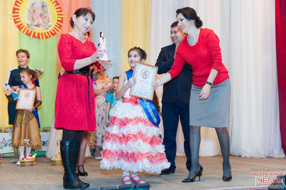 Фотография с Городской конкурс детского творчества «Национальная куколка» в Родник