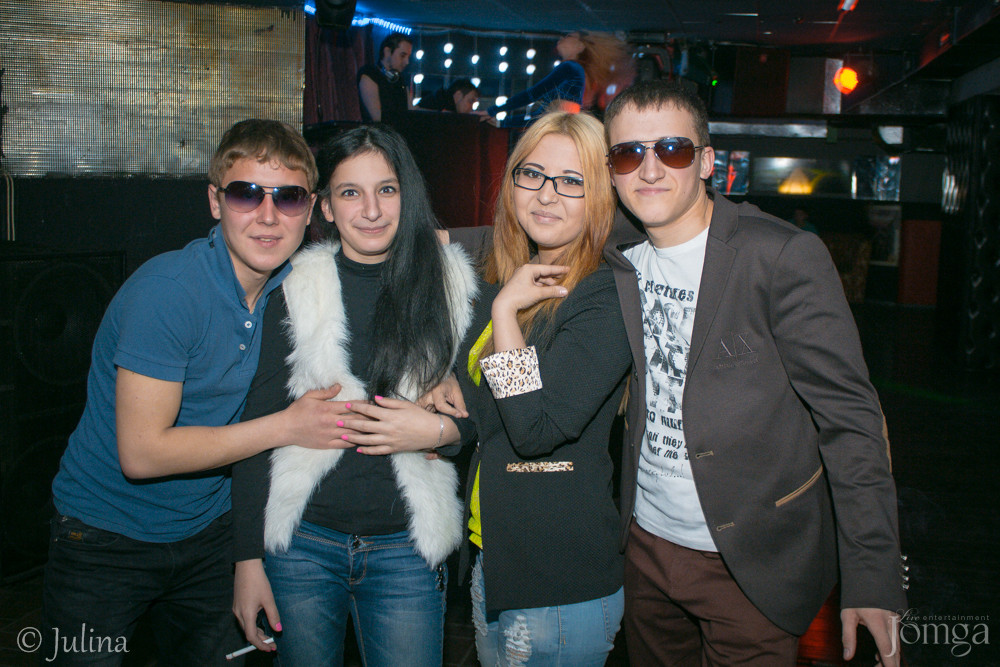 Фотография с Dj NIKI STOUN, DJ ARNESSI  в СТ КЛАБ 