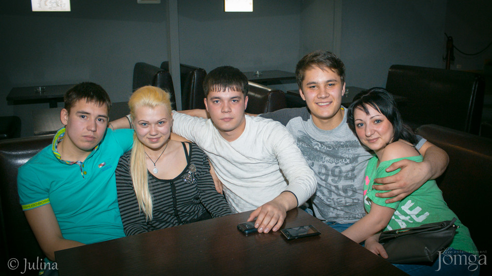 Фотография с Dj NIKI STOUN, DJ ARNESSI  в СТ КЛАБ 