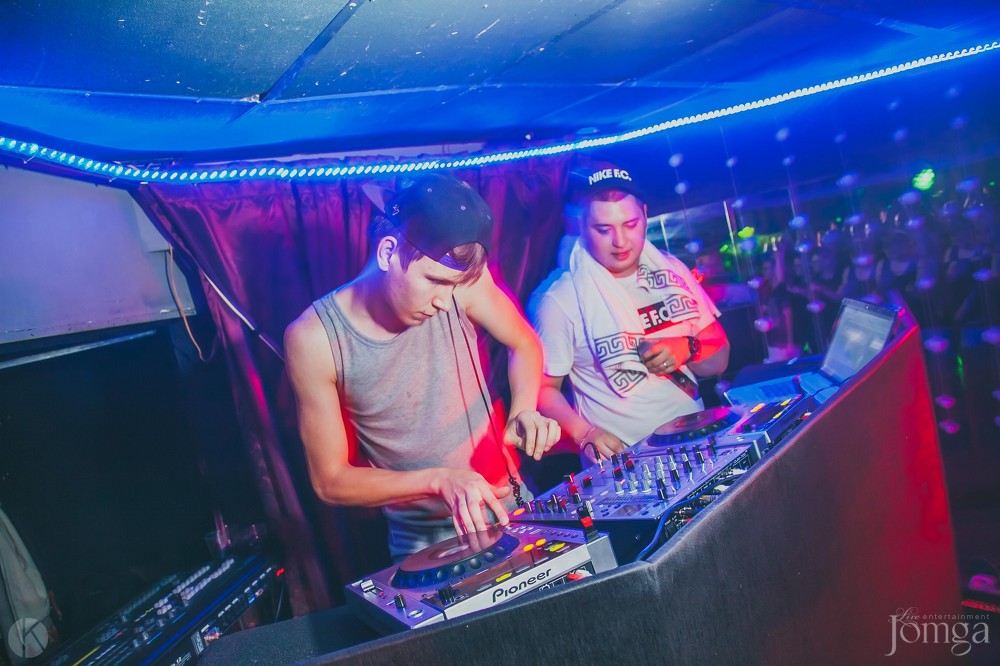 Фотография с DJ Pill One в СТ КЛАБ 