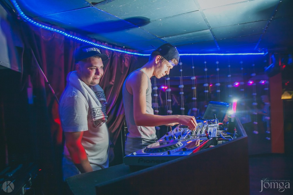 Фотография с DJ Pill One в СТ КЛАБ 