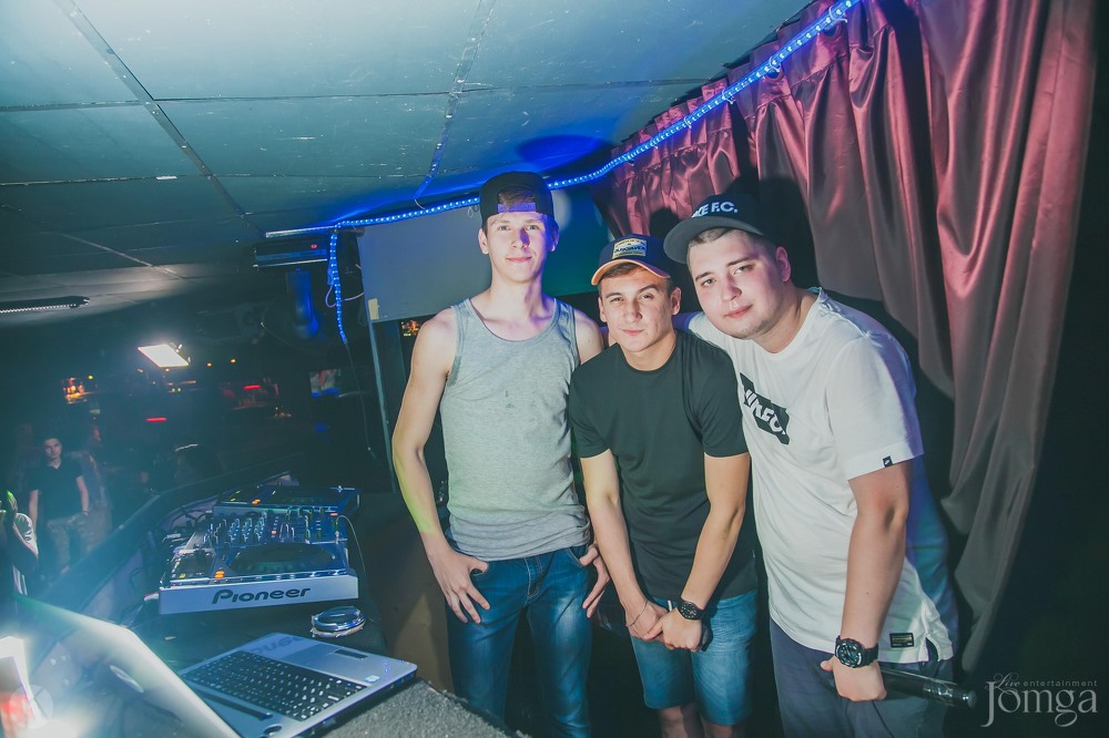 Фотография с DJ Pill One в СТ КЛАБ 