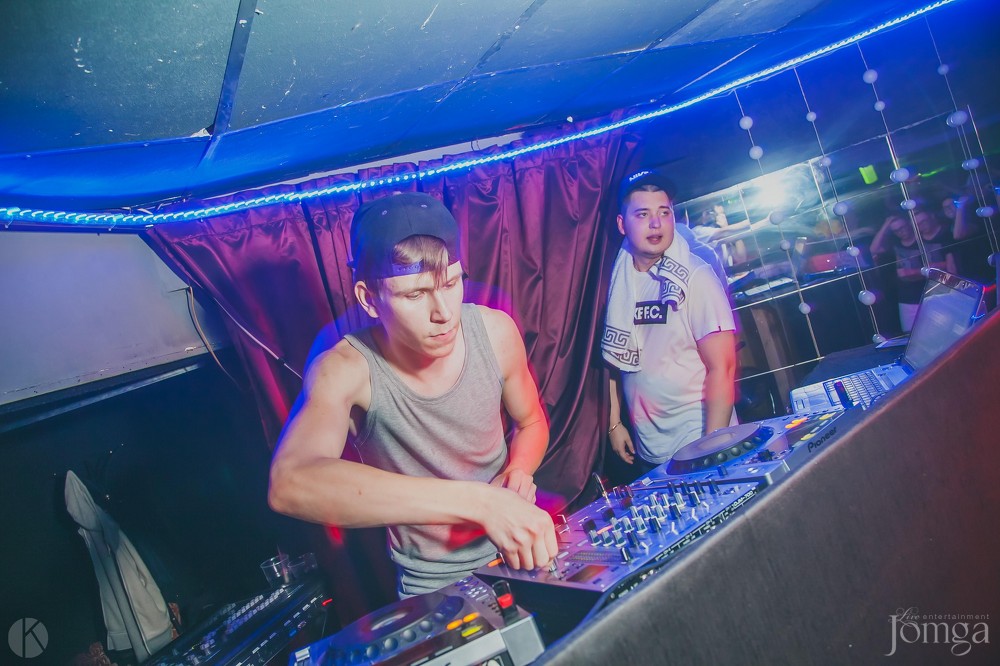 Фотография с DJ Pill One в СТ КЛАБ 