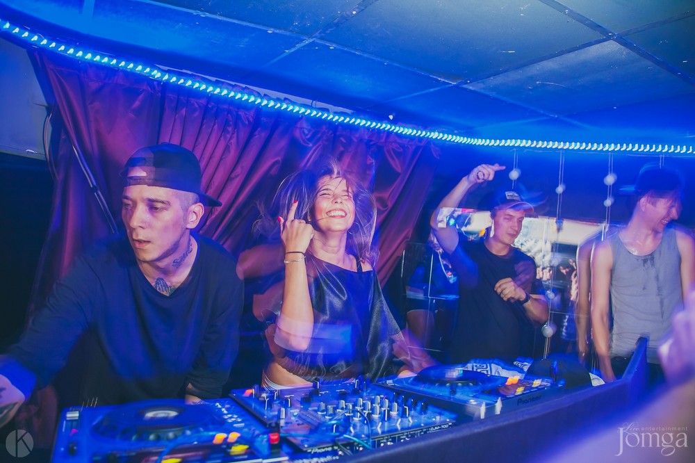 Фотография с DJ Pill One в СТ КЛАБ 