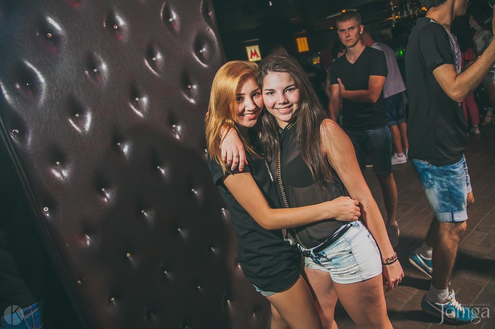 Фотография с DJ Pill One в СТ КЛАБ 