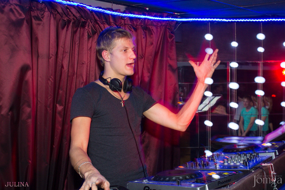 Фотография с Поле чудес в СТ КЛАБ 