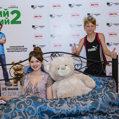 Фотоотчет с премьерного показа Третий Лишний 2 фото 49