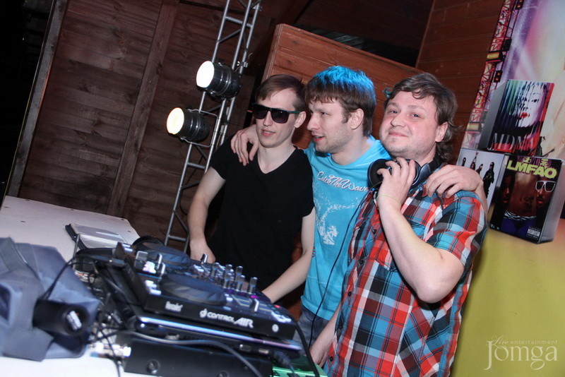 Фотография с Кира Стрельникова birthday party! в Сандали