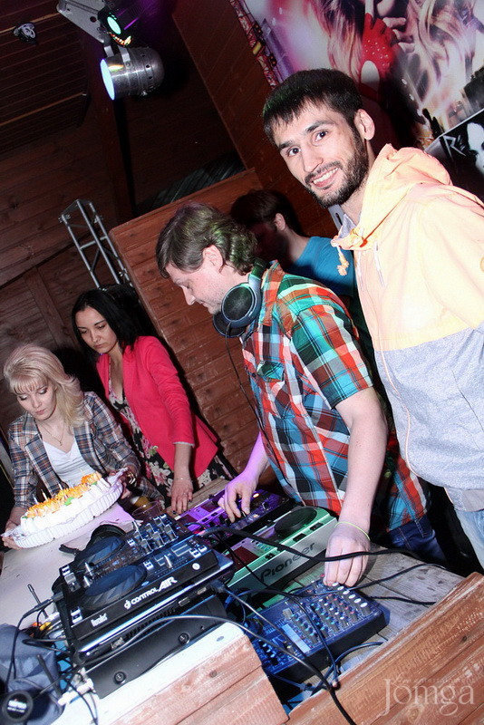 Фотография с Кира Стрельникова birthday party! в Сандали